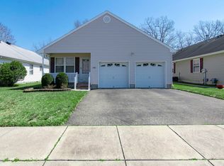 1461 Petunia Way S, Toms River, NJ