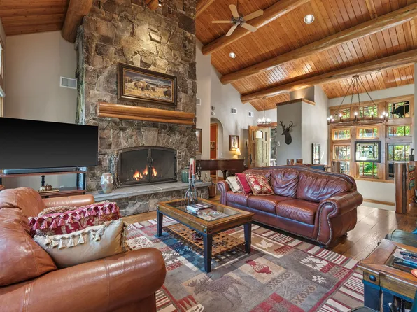 599 Pommel Dr, Bigfork, MT 59911