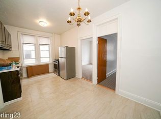 22-59 26th St #2B, Astoria, NY 11105