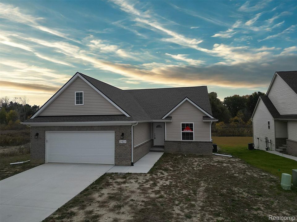 1st image of 2422 Waterford Way