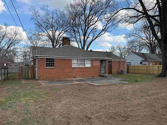 4th image of 3065 Earnett St
