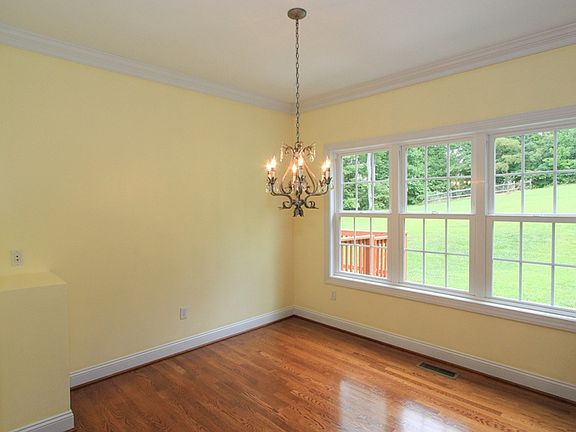 5th image of 1207 McKnights Way