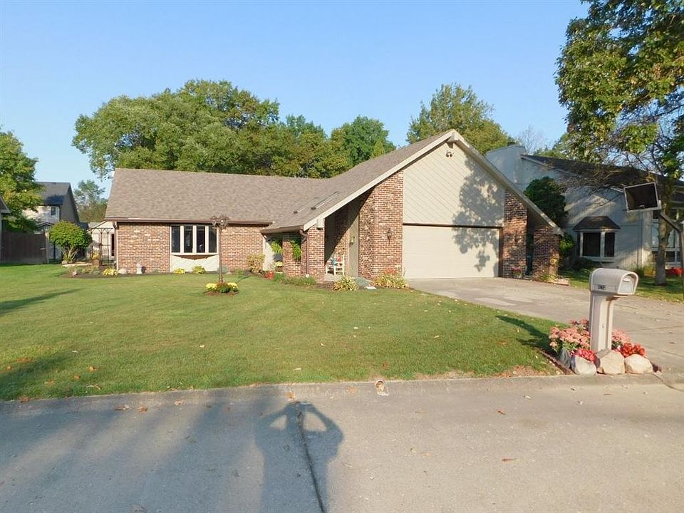 1st image of 4713 N Saint James Dr