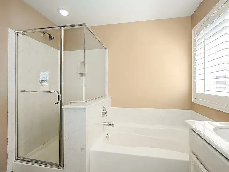 9434 Blooming Grove Ave — Photo 13