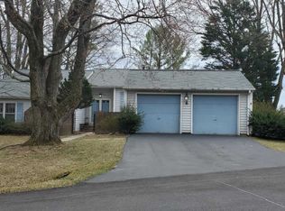 6 Doolittle Ct, Montgomery Village, MD 20886