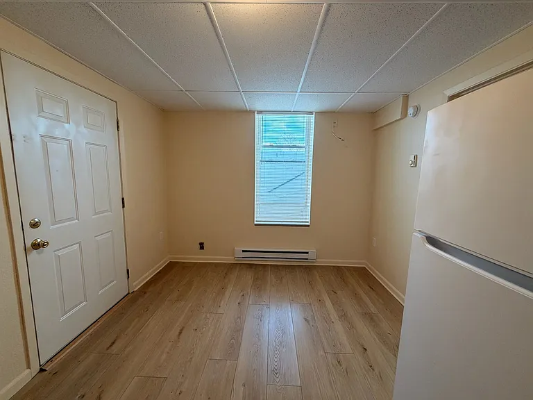 730 2nd St #B1 — Photo 5