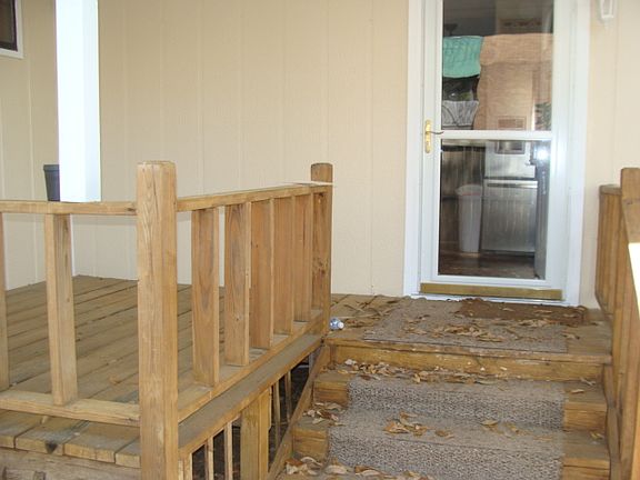 Side porch