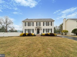 116 Carriage Ln, Aston, PA 19014