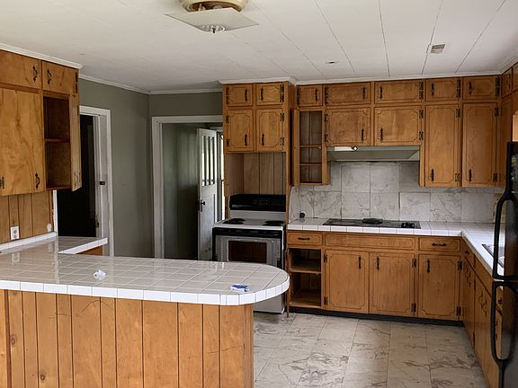 4th image of 2340 Woodbury Hwy