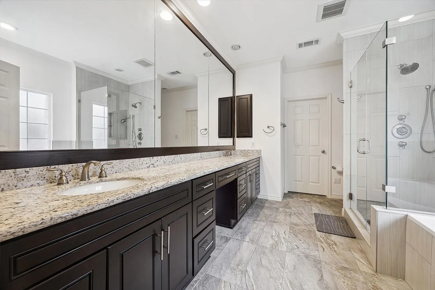 2 bed, $1,500 — Photo 2