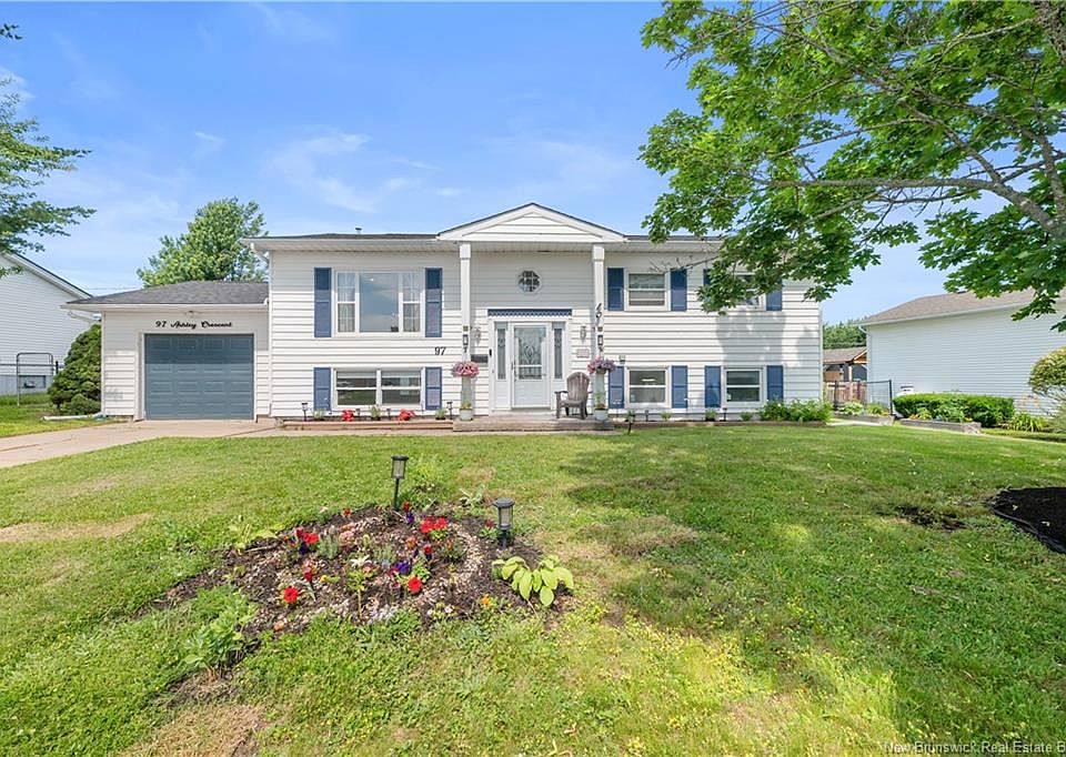 1st image of 97 Ashley Cres