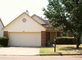 5819 Hickory Nutt Ln, Memphis, TN 38141