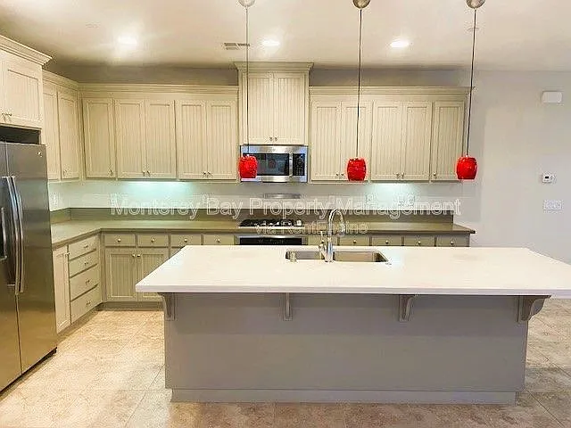 246 Boardwalk Ave — Photo 3