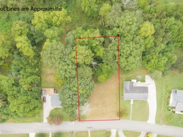 Overlook Ln, Clinton, TN 37716