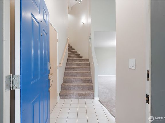 4th image of 833 Blueberry Lane