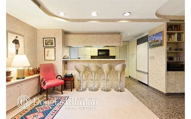 Sold by Douglas Elliman | media 10