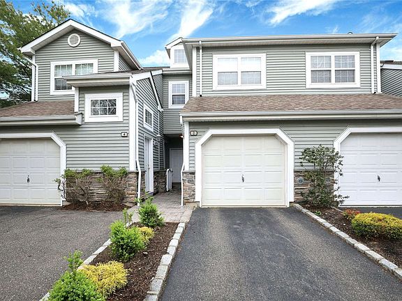 3rd image of 4 Sagamore Dr