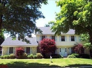 579 Sunbridge Dr, Chesterfield, MO 63017