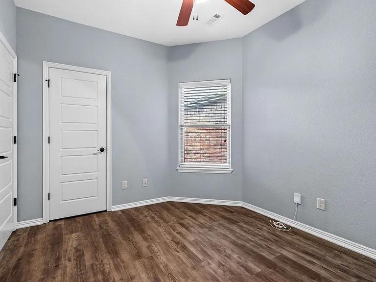 1166 S Blue Willow Ave — Photo 22