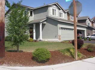 157 SW 26th St, Redmond, OR 97756
