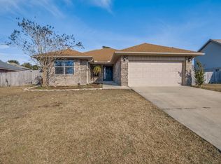5566 Maggie Rose Cir, Milton, FL 32570