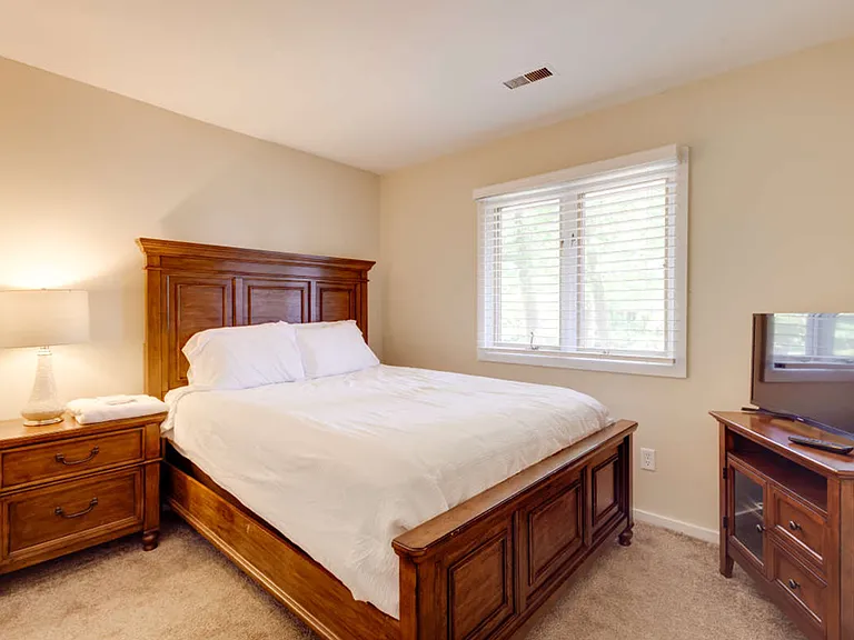 540 Kerry Lake Dr — Photo 15
