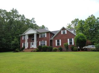 853 Woodland Hills Dr, Mountain View, AR 72560