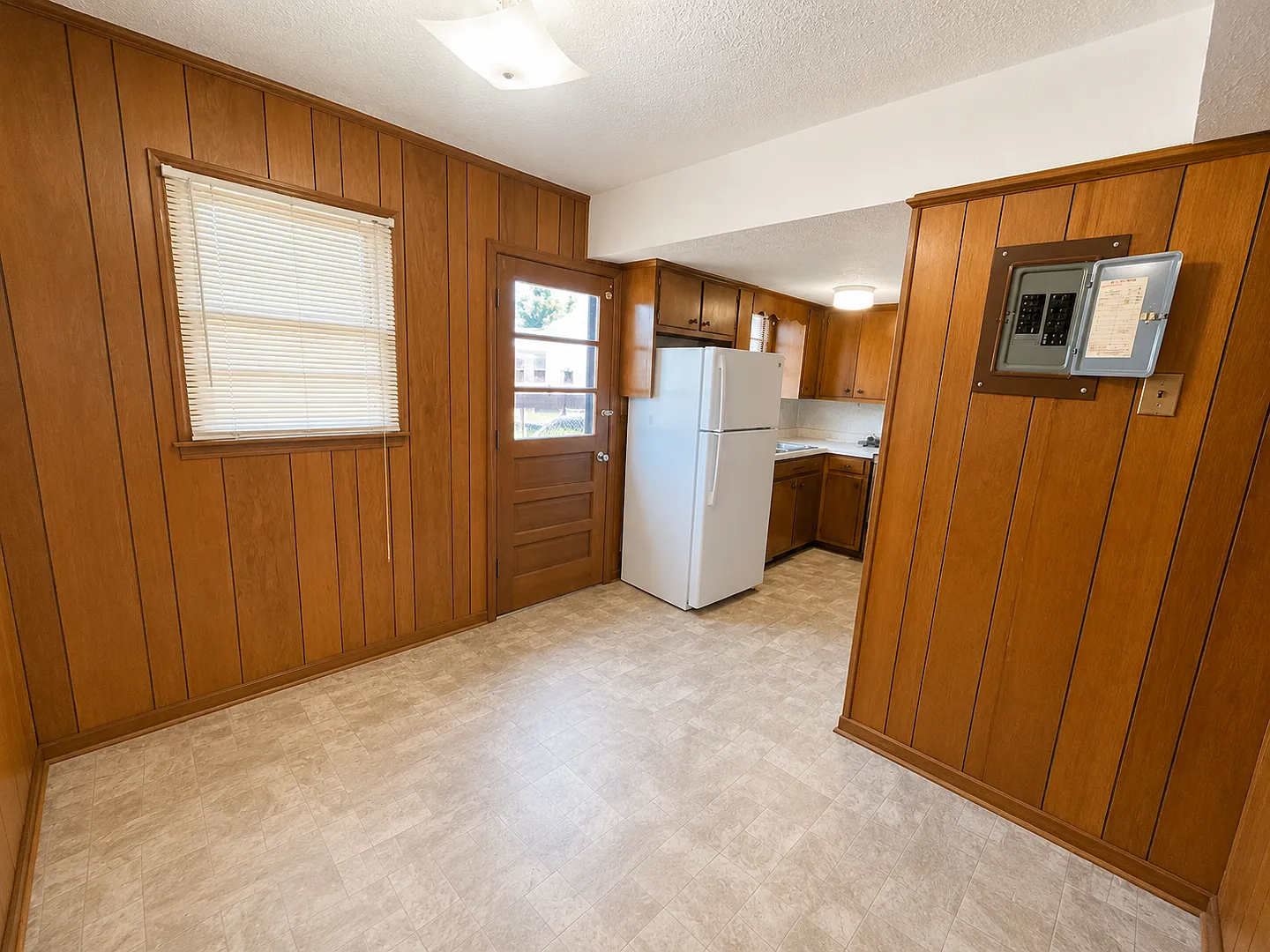 Magnolia Apartments — Photo 2