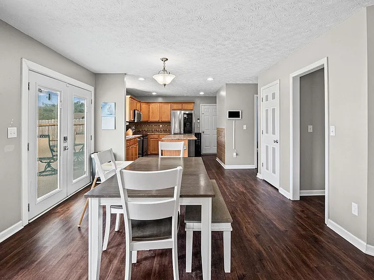 4027 Fiddlesticks Dr — Photo 9