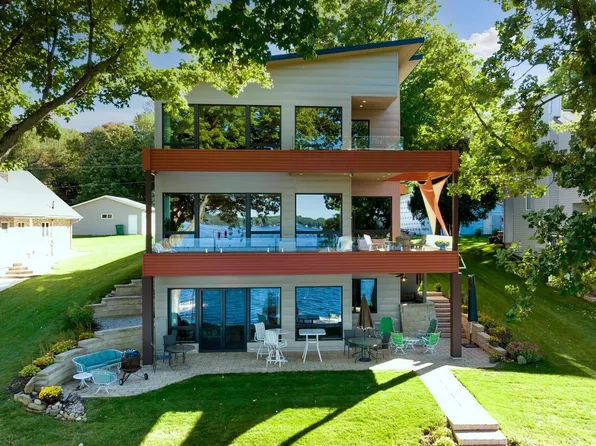 W1192 Spring Grove Road, Green Lake, WI 54941