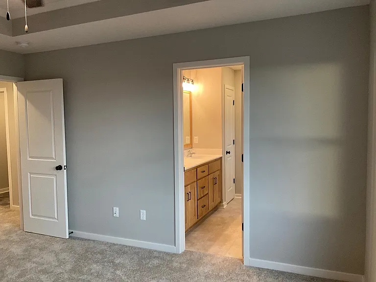 16196 Giorgia St — Photo 28