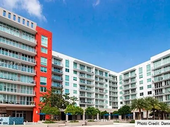 7875 NW 107th Ave APT 819, Doral, FL 33178