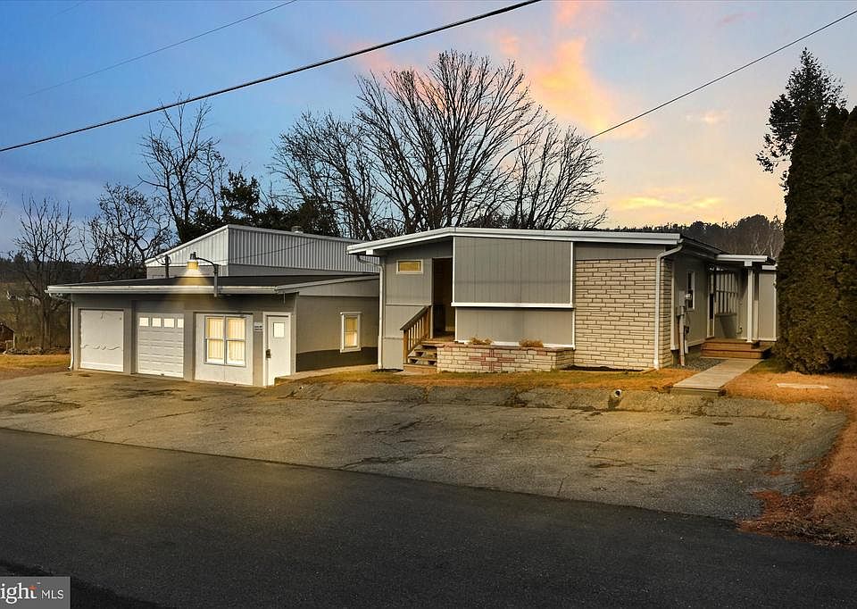 1st image of 735 Poplar St