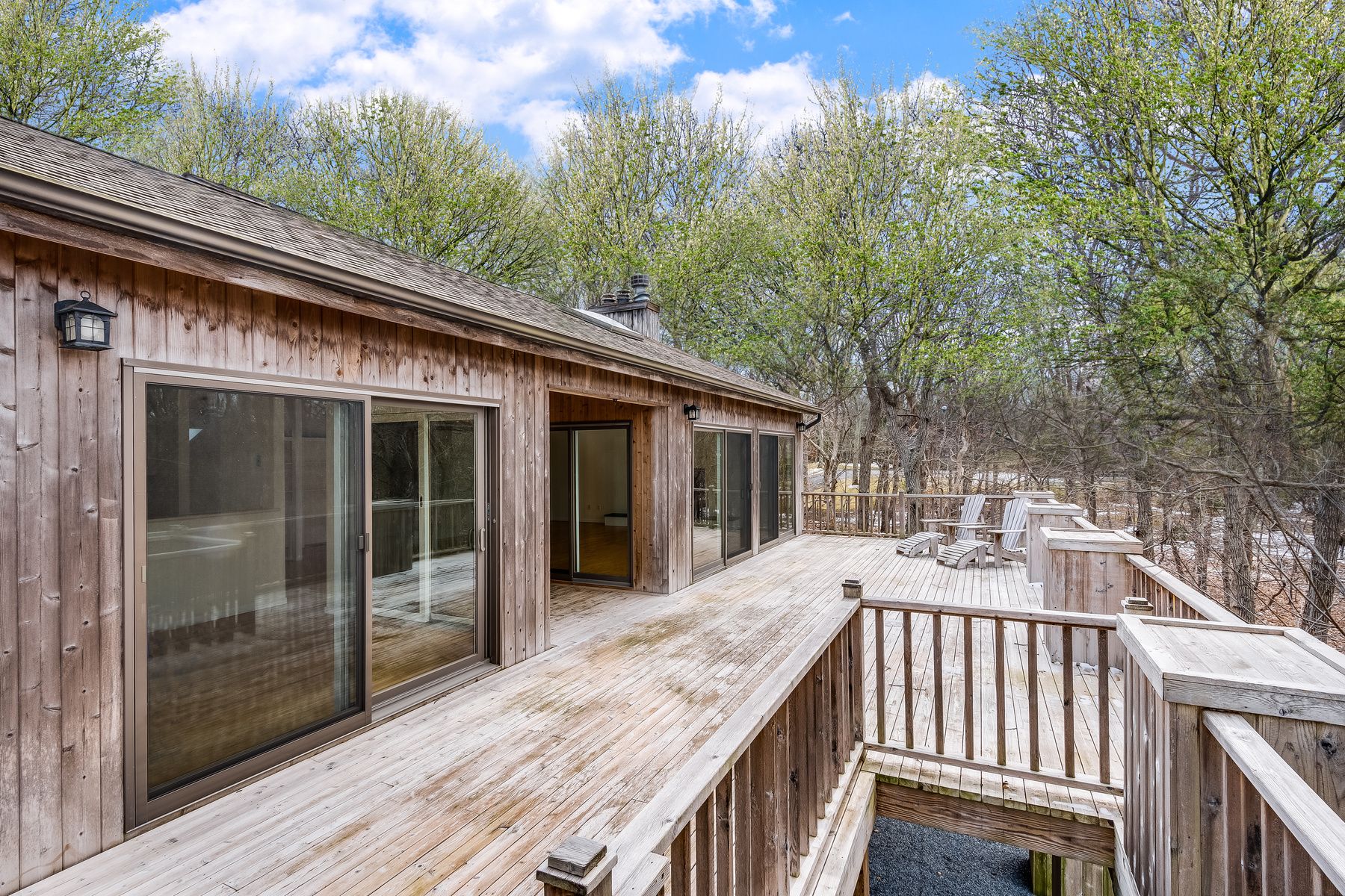 17 Hedges Banks Dr, East Hampton, NY 11937 Out East