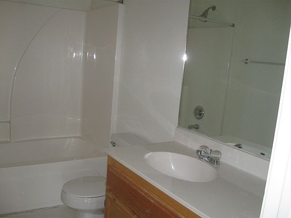 5th image of 3805 Y S Pak Ct APT C