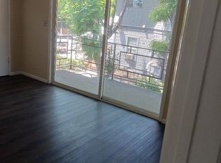 411 N Summit Ave APT 15, Pasadena, CA 91103