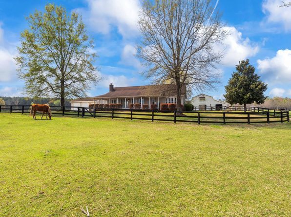 97 Bailey Rd, Coats, NC 27521