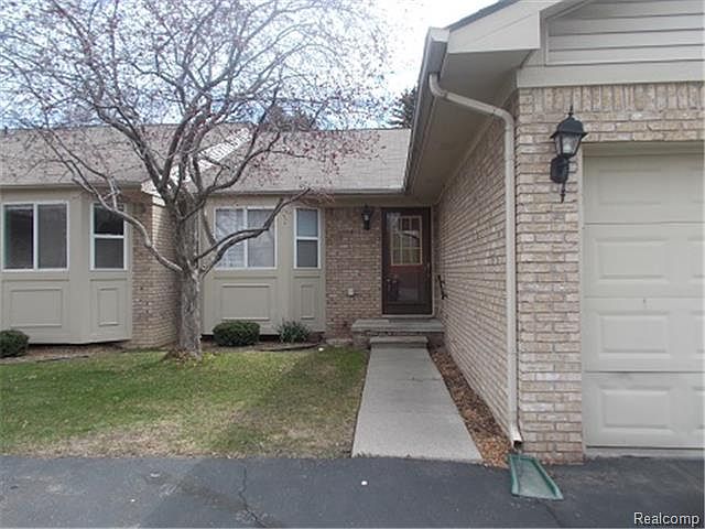 1st image of 30830 Plum Lane Dr