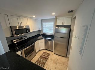150 Turtle Lake Ct APT 107, Naples, FL 34105