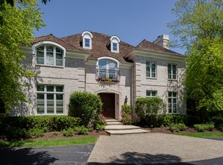 870 Holden Ct, Lake Forest, IL 60045