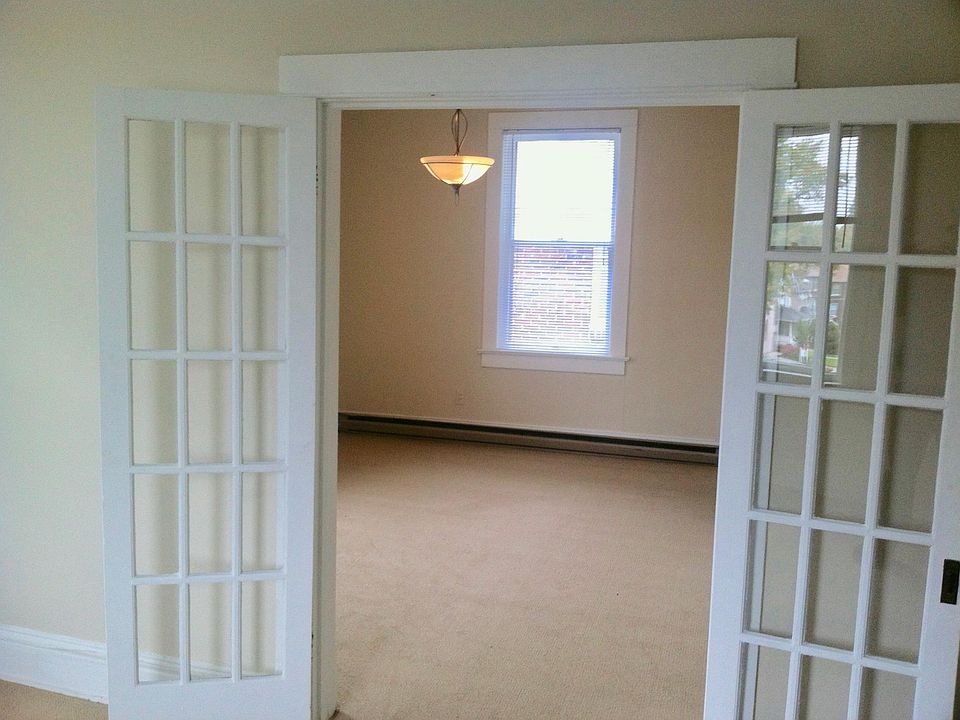 1st image of 4907 Capitol Ave APT 4