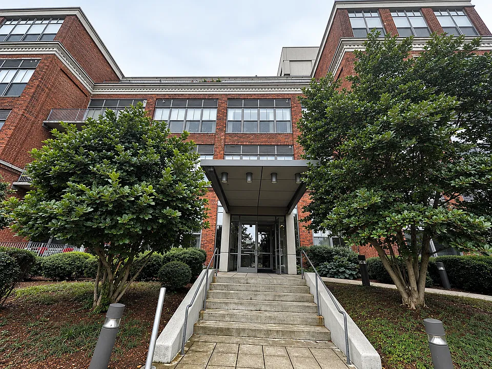 156 Porter St #135
