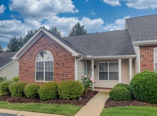 18 Bailess Ct, Greer, SC 29650
