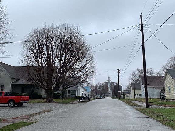 5th image of 107 N Durbon St