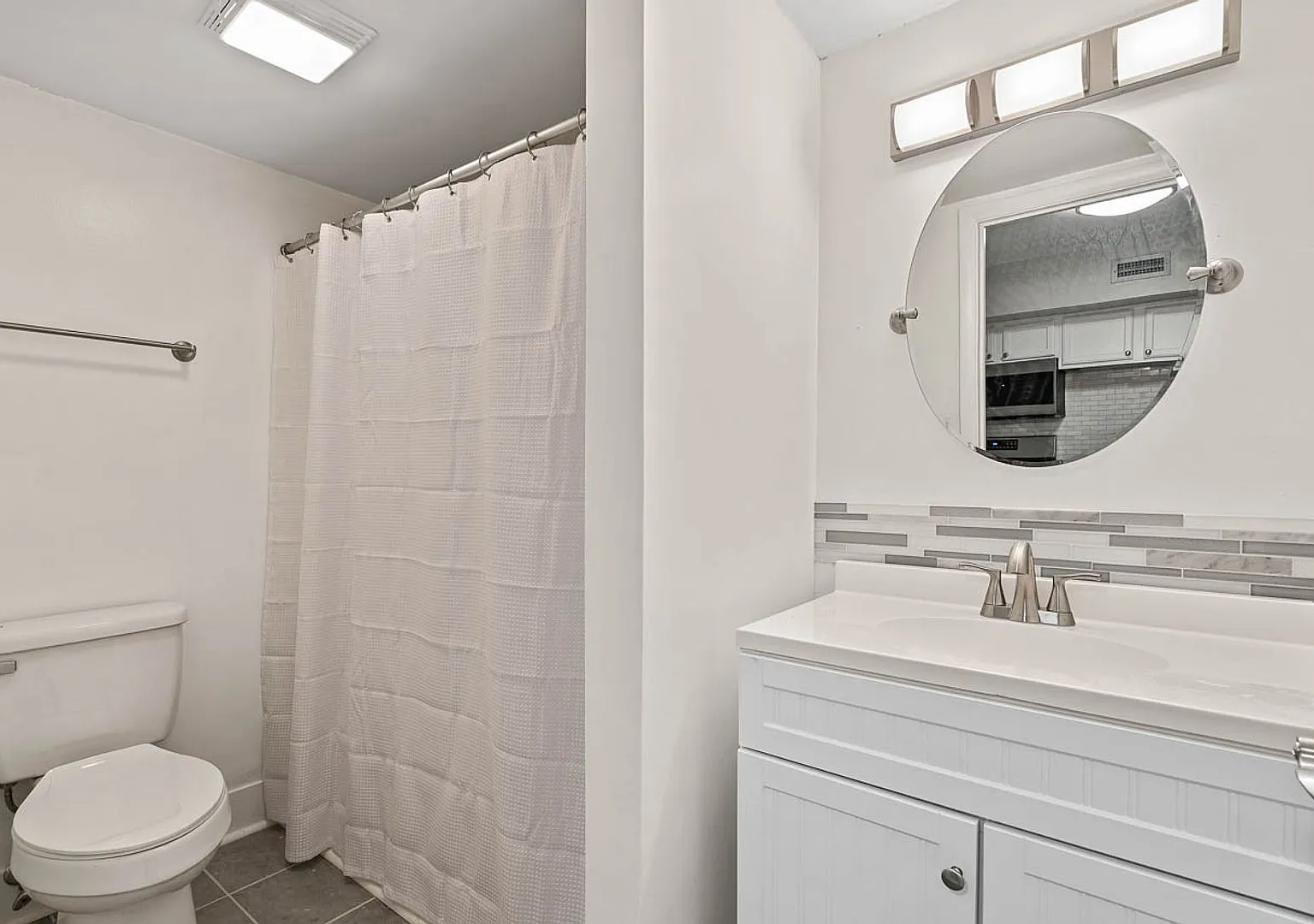 Must See! 604 E Iredell Ave Mooresville, Nc — Photo 3