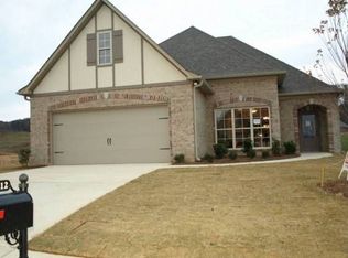 5912 Longview Ln #B-131, Trussville, AL 35173