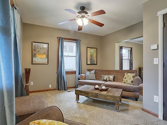 2nd image of 1626 Edmund Ave
