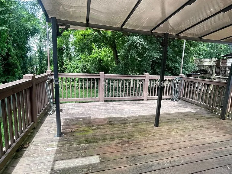 2706 White Oak Dr — Photo 19