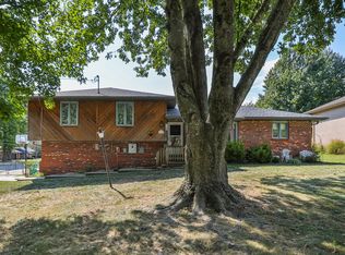 2122 E Lon St, Springfield, MO 65803