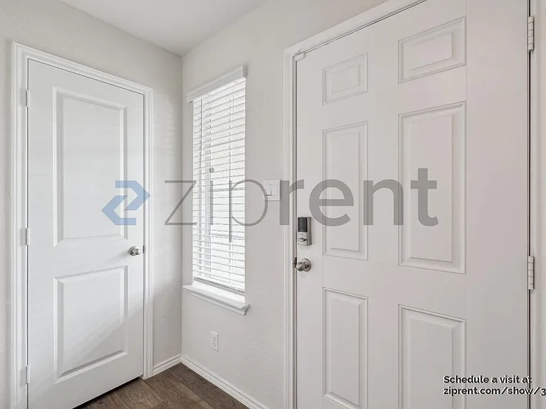 113 Chipping Aly — Photo 7